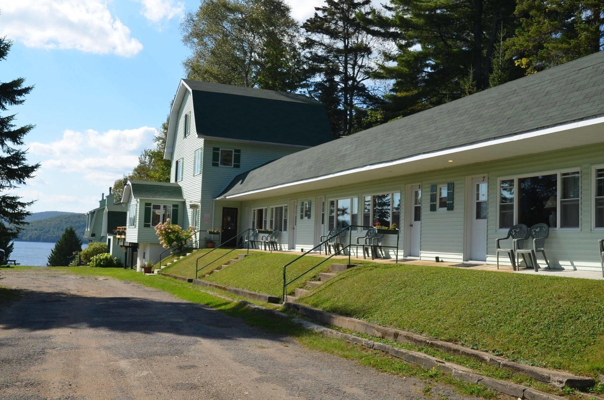 Motel Le Fleuron Saint-Donat-de-Montcalm Luaran gambar